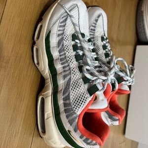 Nike Air Max 95 Era Safari.